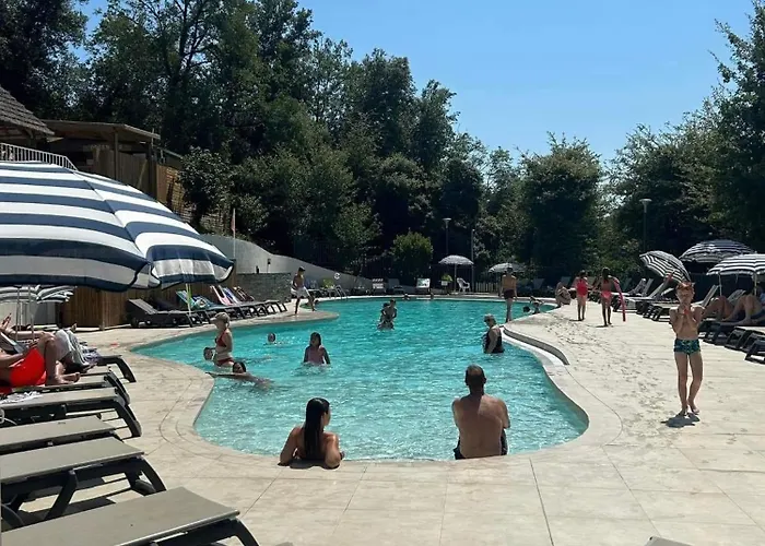 à Parque de Campismo *